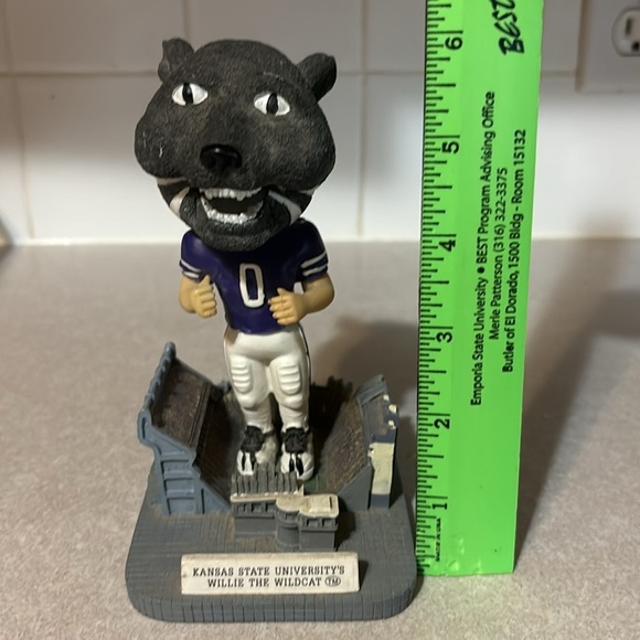 K State KSU Willie The Wildcat 2002 Bobblehead In Bill Snyder Stadium - Picture 2 of 9